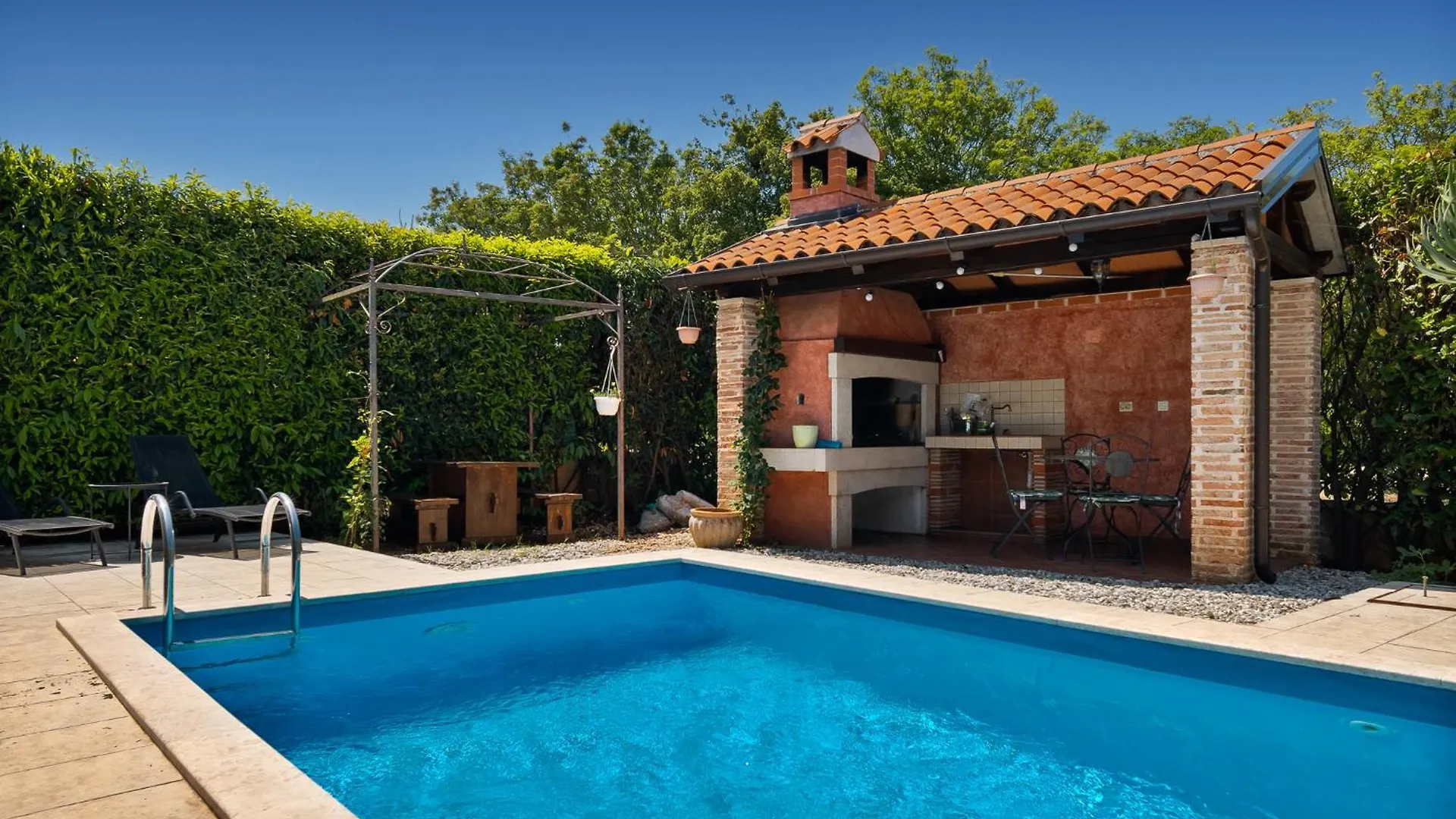 Апартаменты New 2025! Luka With Private Pool Frata